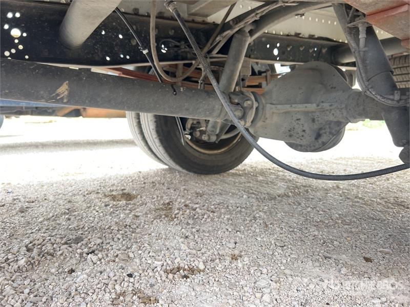 Iveco Daily 35-120 Camion Benne Dump Truck Billenő teherautók
