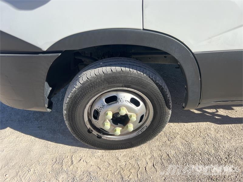 Iveco Daily 35-120 Camion Benne Dump Truck Camion benne