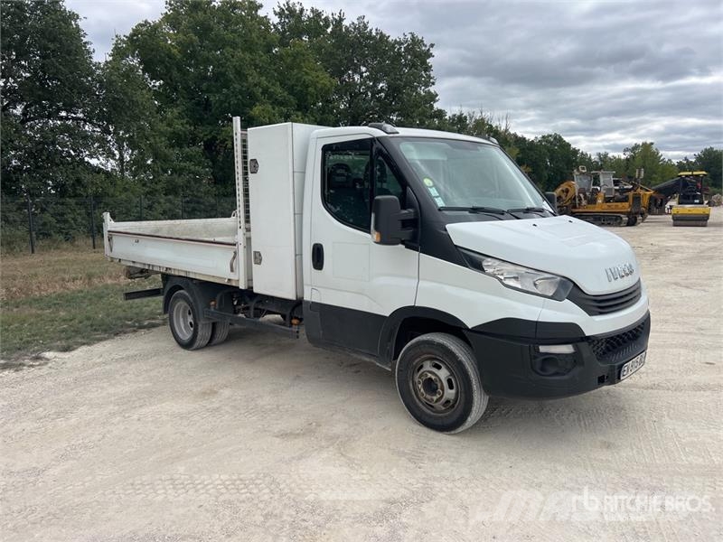 Iveco Daily 35-120 Camion Benne Dump Truck Billenő teherautók