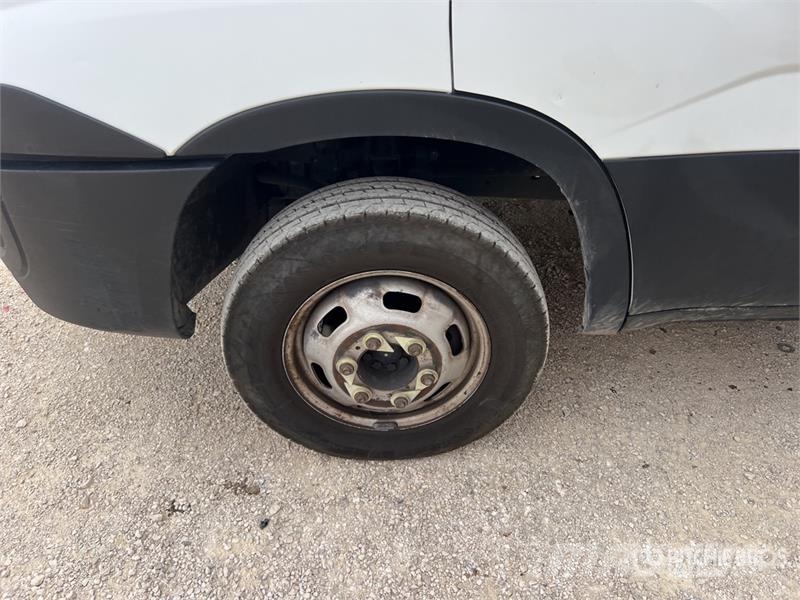 Iveco Daily 35-120 Camion Benne Dump Truck Billenő teherautók