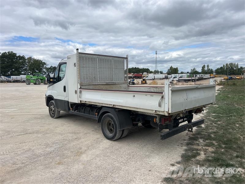 Iveco Daily 35-120 Camion Benne Dump Truck Billenő teherautók