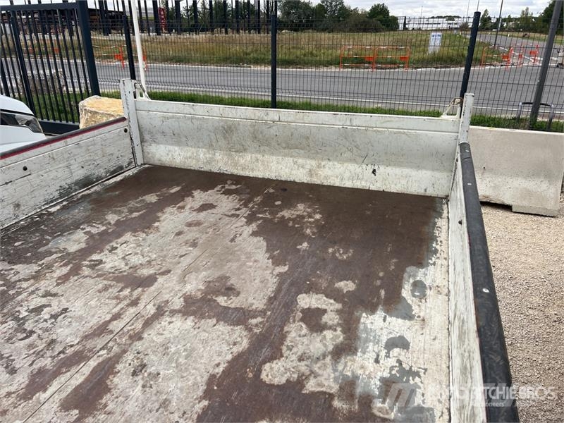 Iveco Daily 35-120 Camion Benne Dump Truck Billenő teherautók