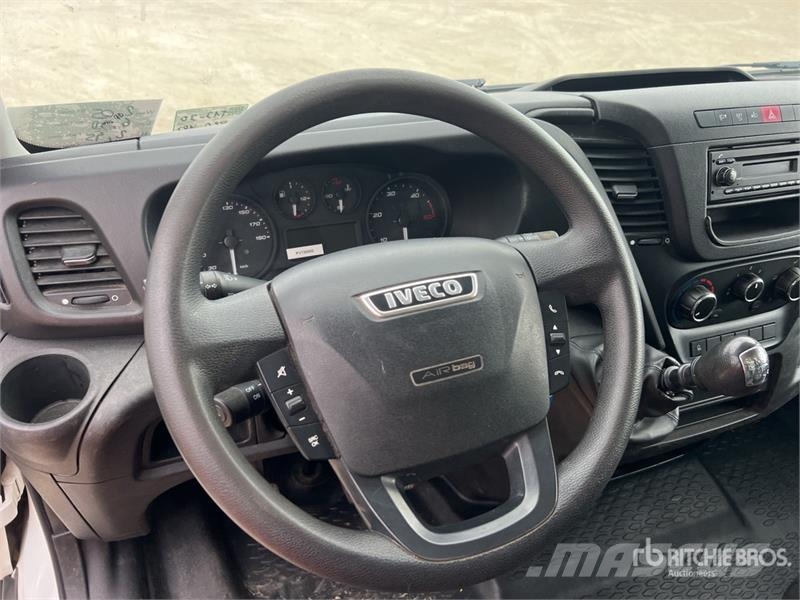 Iveco Daily 35-120 Camion Benne Dump Truck Billenő teherautók