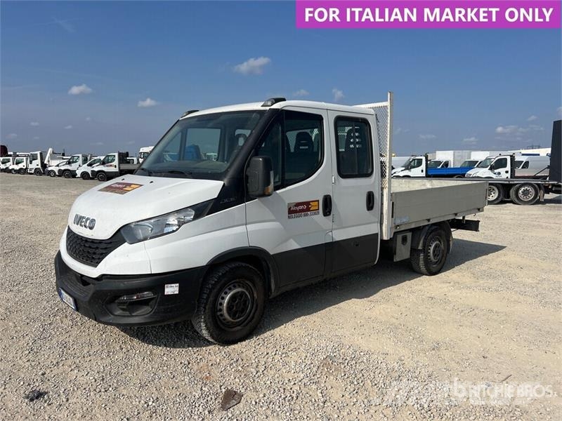 Iveco Daily 35-120 Crew Cab Flatbed Truck Pritschenwagen/Pritschenwagen mit Seitenklappe