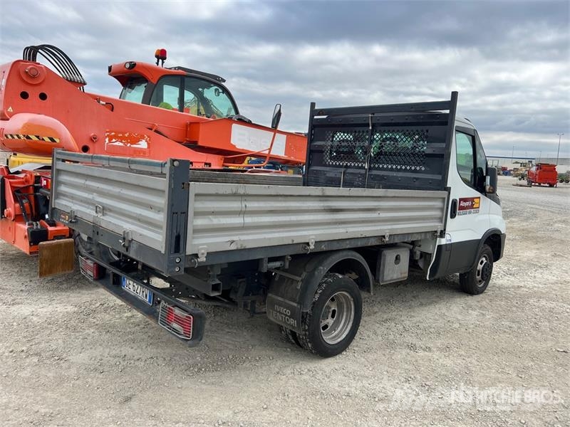 Iveco Daily 35-120 Dump Truck (Inoperable) Tipper trucks