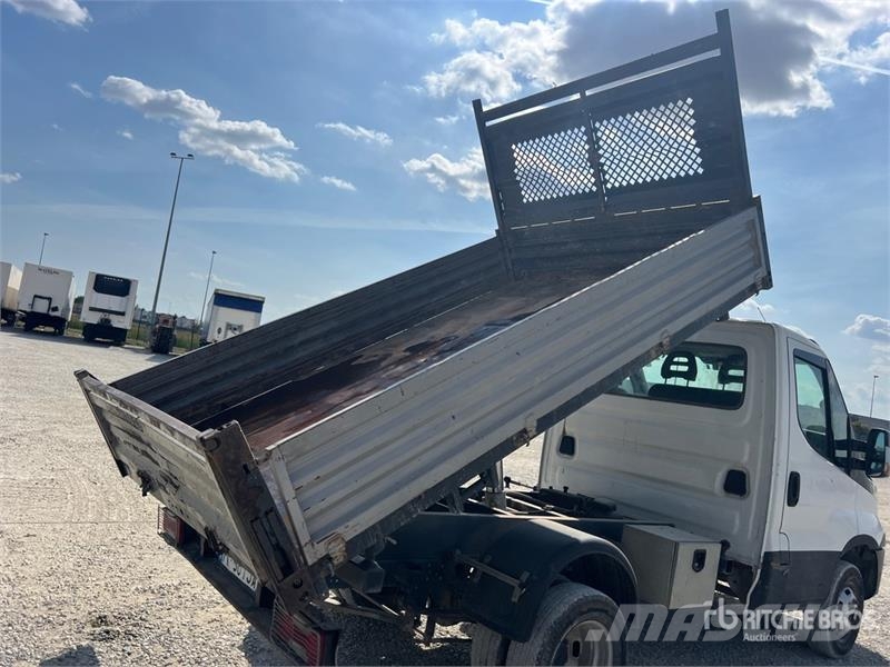 Iveco Daily 35-120 Dump Truck Pašizgāzējs