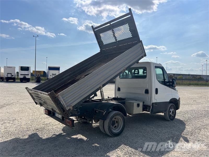 Iveco Daily 35-120 Dump Truck Pašizgāzējs