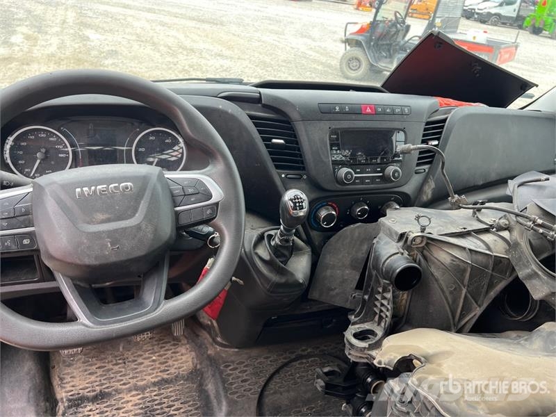 Iveco Daily 35-120 Dump Truck (Inoperable) Tipper trucks