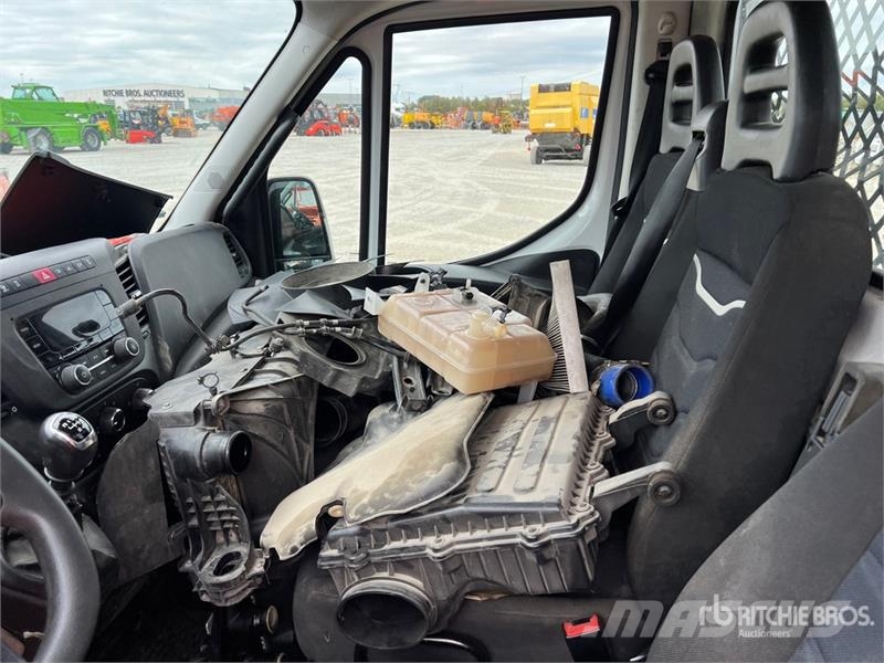 Iveco Daily 35-120 Dump Truck (Inoperable) Tipper trucks