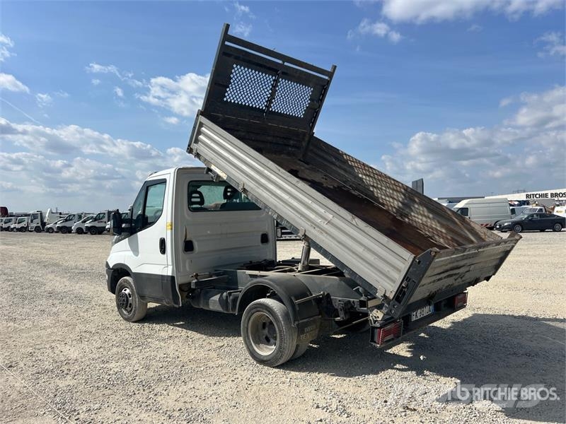Iveco Daily 35-120 Dump Truck Pašizgāzējs