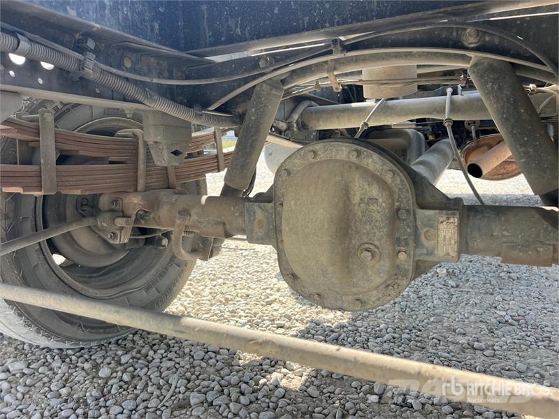 Iveco Daily 35-120 Dump Truck Pašizgāzējs
