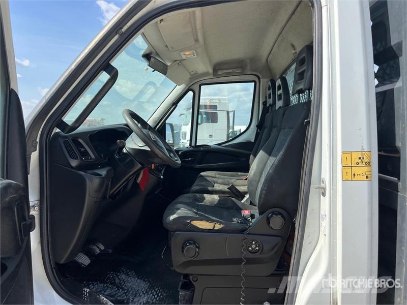 Iveco Daily 35-120 Dump Truck Pašizgāzējs