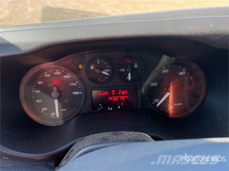 Iveco Daily 35-140 Camion Benne Dump Truck Camion benne