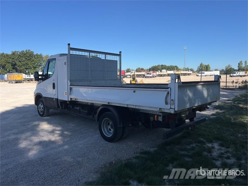 Iveco Daily 35-140 Camion Benne Dump Truck Camion benne