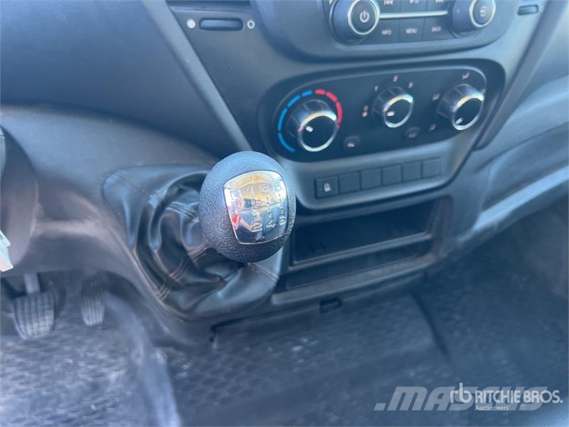 Iveco Daily 35-140 Camion Benne Dump Truck Camion benne
