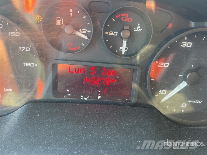 Iveco Daily 35-140 Camion Benne Dump Truck Camion benne