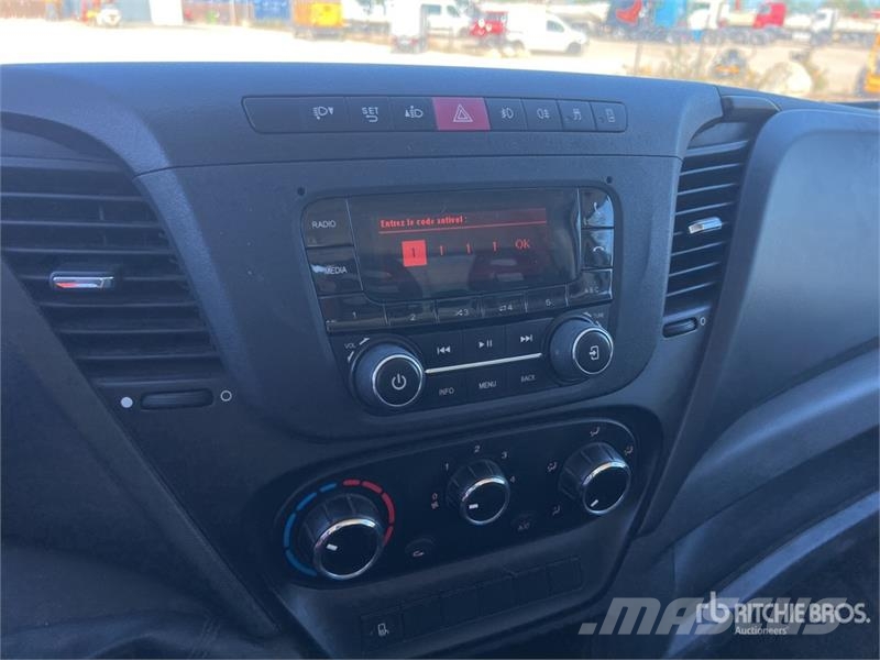 Iveco Daily 35-140 Camion Benne Dump Truck Camion benne