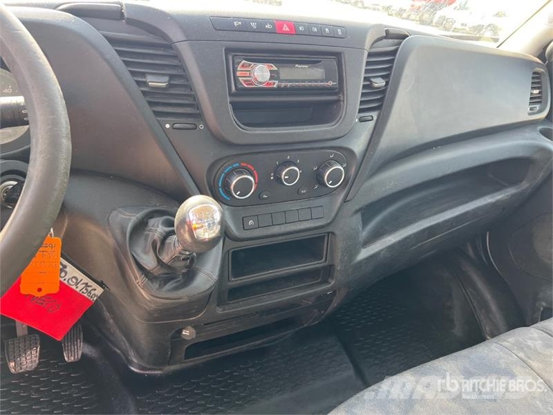 Iveco Daily 35-140 Dump Truck Camiones bañeras basculantes o volquetes
