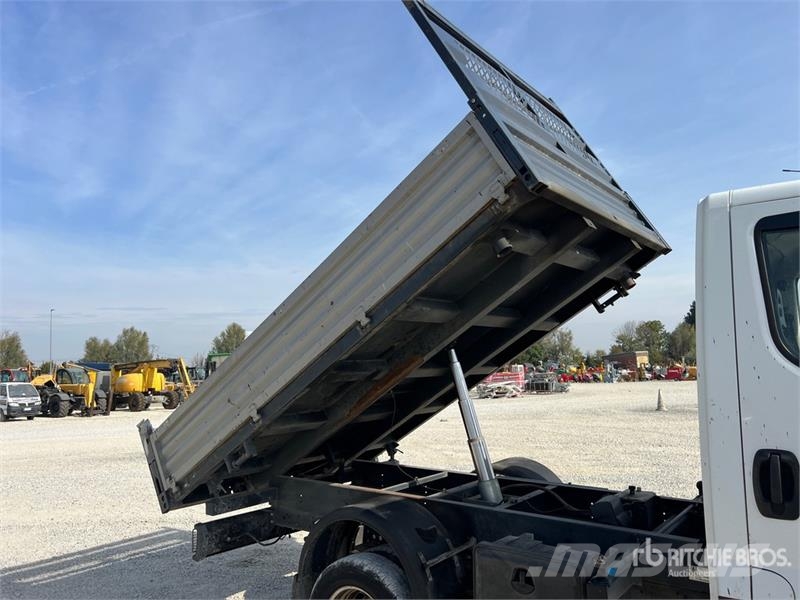 Iveco Daily 35-140 Dump Truck Camiones bañeras basculantes o volquetes