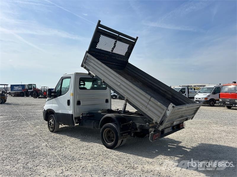 Iveco Daily 35-140 Dump Truck Camiones bañeras basculantes o volquetes