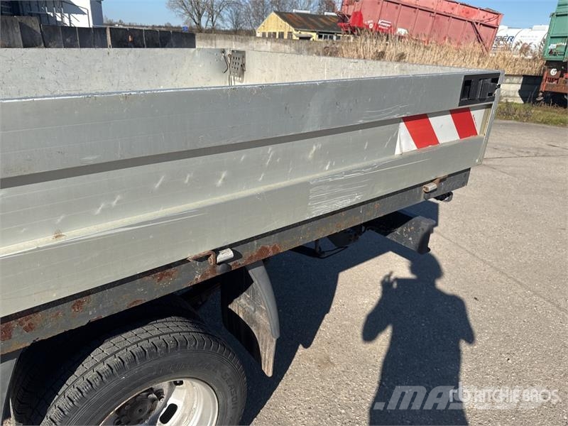 Iveco Daily 35 4x2 Flatbed Truck Грузовики-платформы/боковая разгрузка