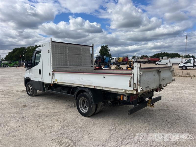 Iveco Daily 35c14 Camion Benne Dump Truck (Inoperable) Billenő teherautók