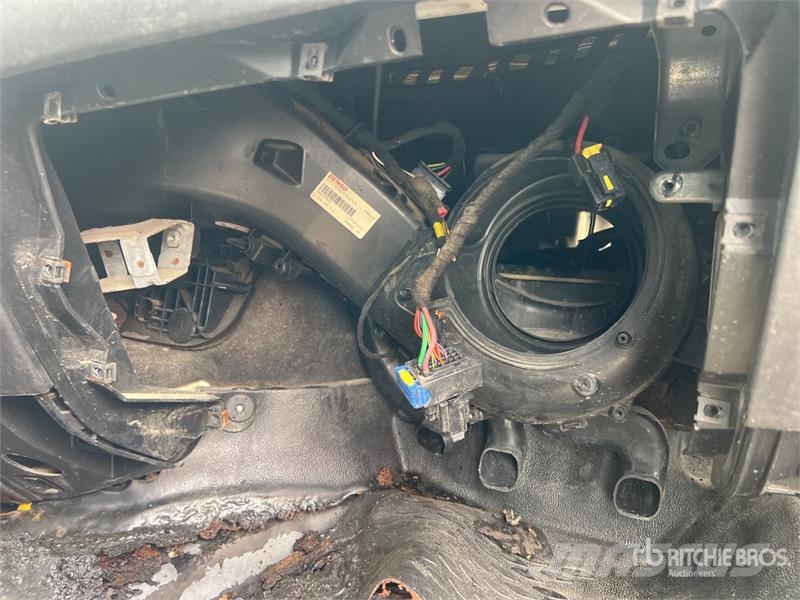 Iveco Daily 35c14 Camion Benne Dump Truck (Inoperable) Billenő teherautók