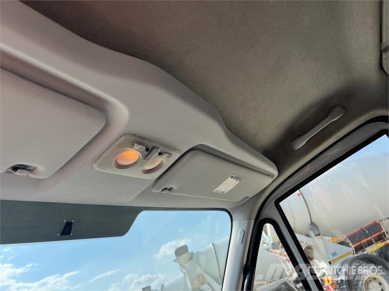 Iveco Daily 35C14NV 3520 H2 BLE P. Quad-Tor RG Cargo Van Panel vans