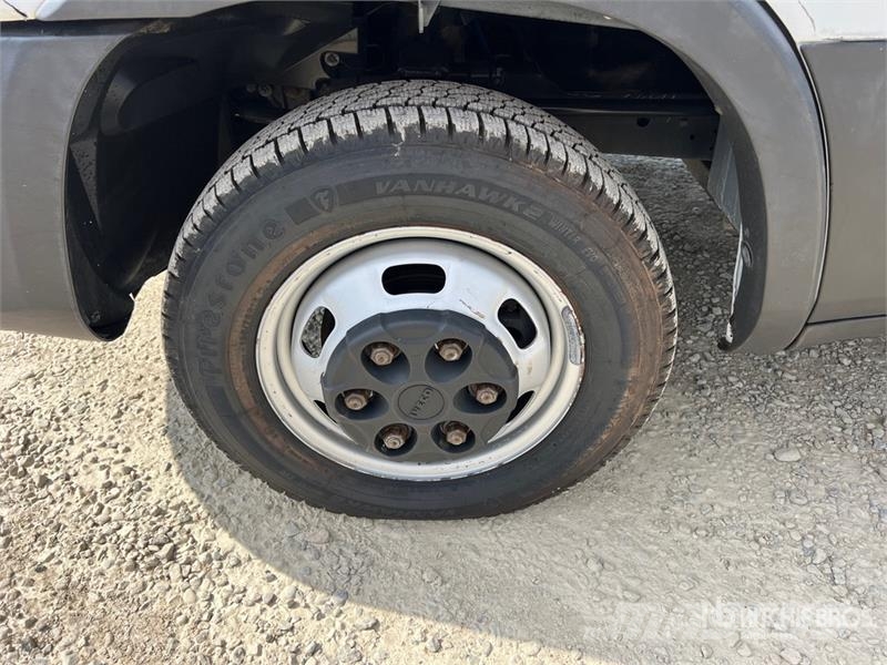 Iveco Daily 35C14NV 3520 H2 BLE P. Quad-Tor RG Cargo Van Panel vans