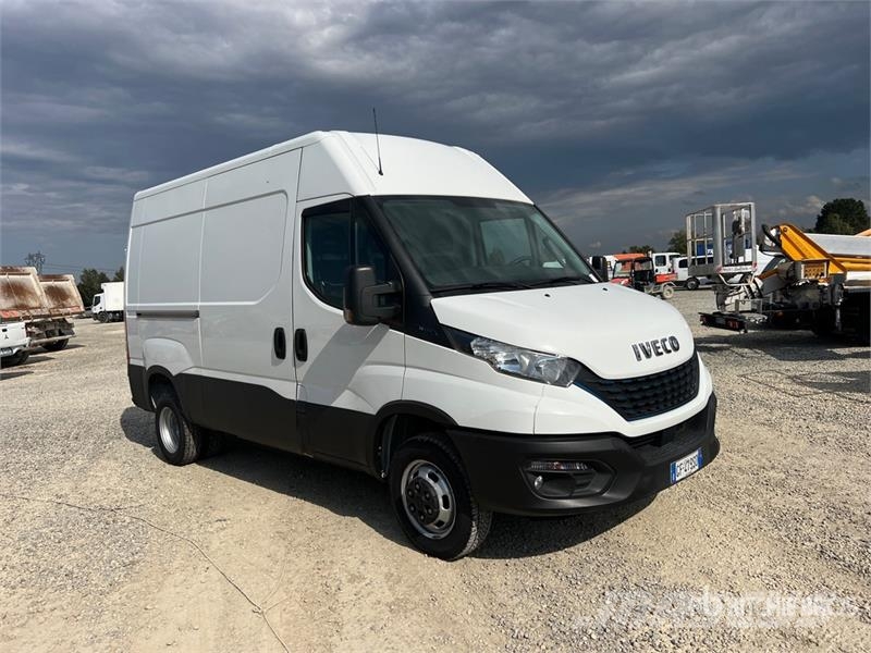 Iveco Daily 35C14NV 3520 H2 BLE P. Quad-Tor RG Cargo Van Panel vans