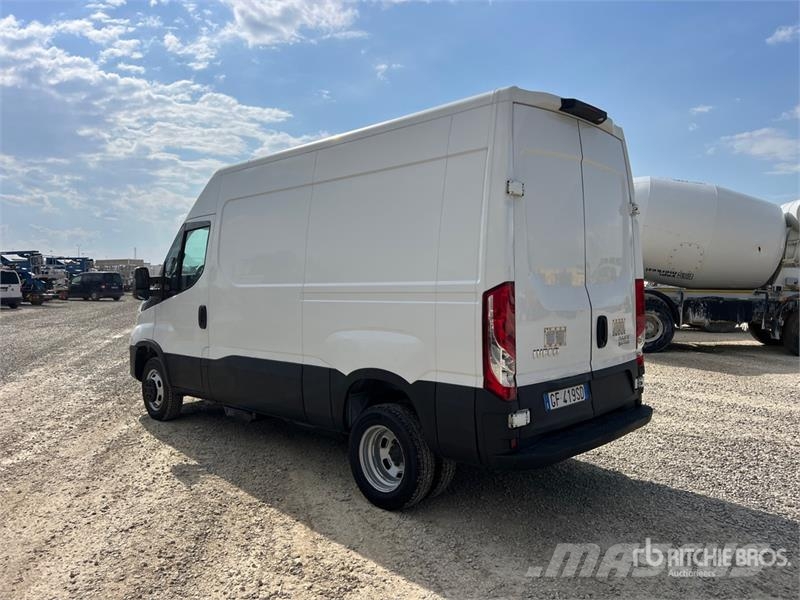 Iveco Daily 35C14NV 3520 H2 BLE P. Quad-Tor RG Cargo Van Panel vans