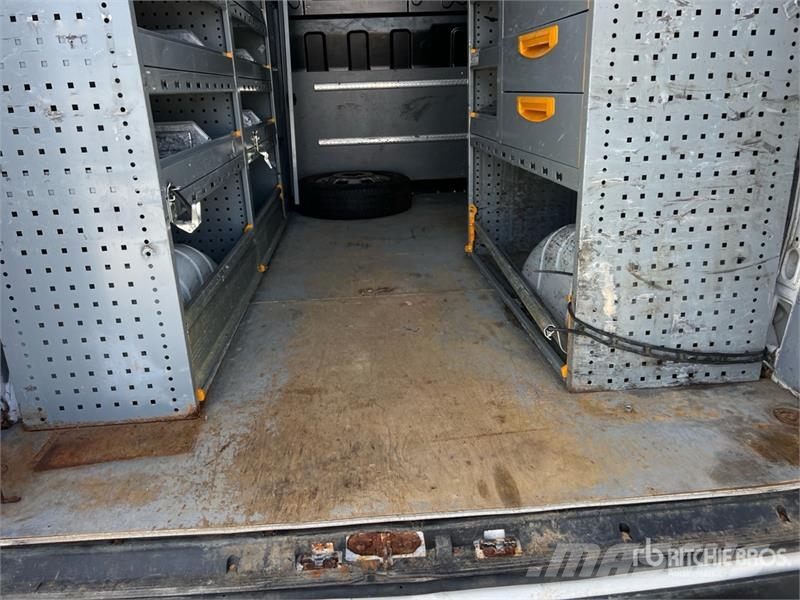 Iveco Daily 35C14NV 3520 H2 BLE P. Quad-Tor RG Cargo Van Panel vans
