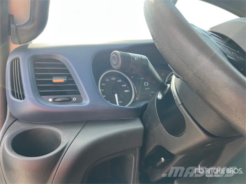 Iveco Daily 35C14NV 3520 H2 BLE P. Quad-Tor RG Cargo Van Panel vans