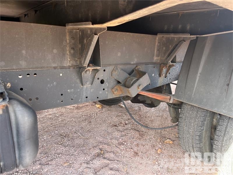 Iveco Daily 35C15 4x2 Flatbed Truck Pritschenwagen/Pritschenwagen mit Seitenklappe