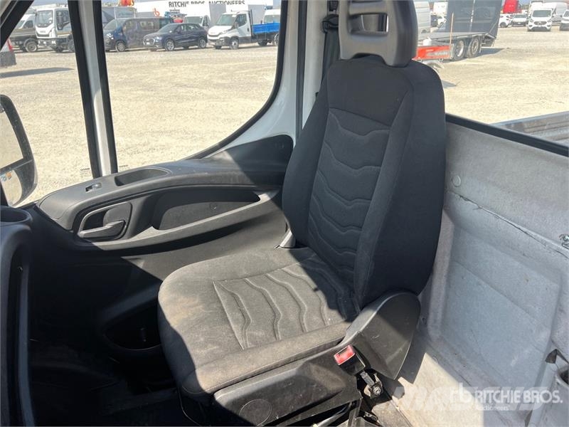 Iveco Daily 35S13 Flatbed Truck Flatbed / Dropside trucks