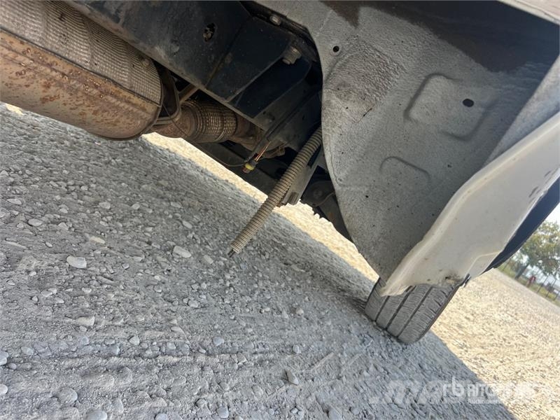 Iveco Daily 35S13 Flatbed Truck Flatbed / Dropside trucks