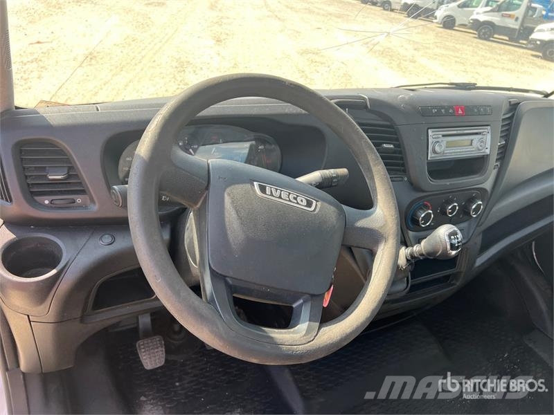 Iveco Daily 35S13 Flatbed Truck Flatbed / Dropside trucks