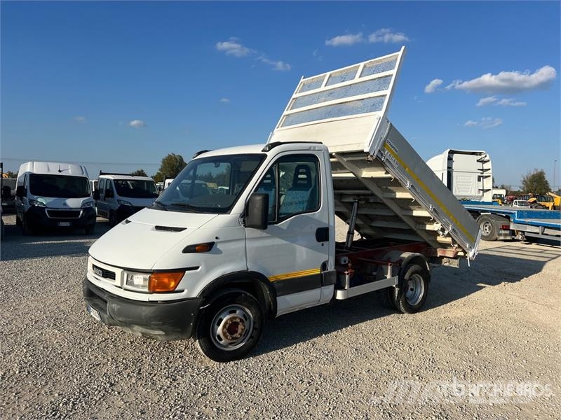 Iveco Daily 50C11 S/A Dump Truck Pašizgāzējs