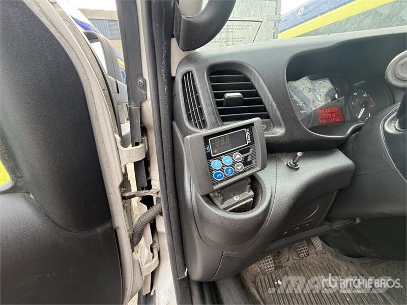 Iveco Daily 50C15 Refrigerated Truck شاحنات بدرجة حرارة قابلة للضبط