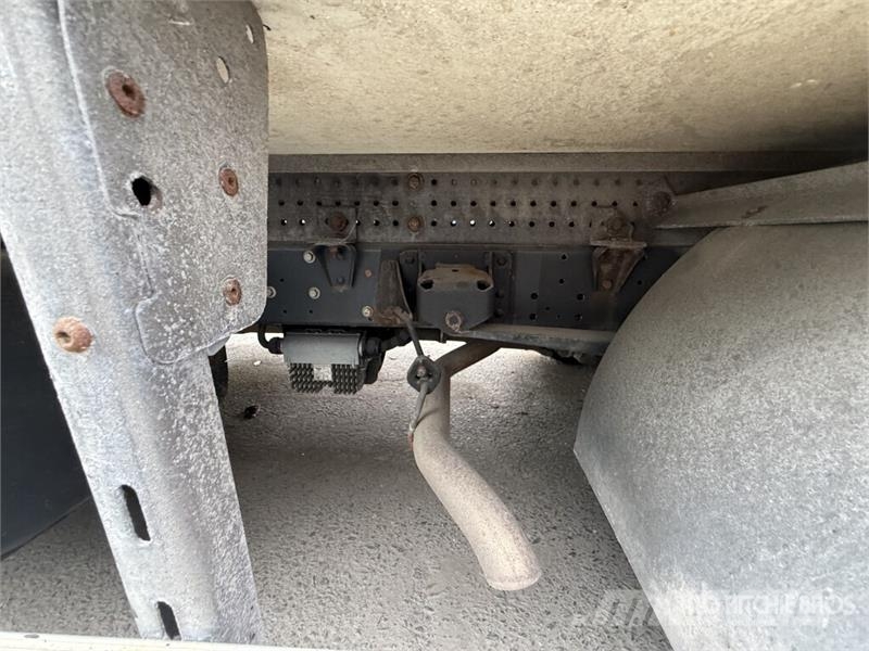 Iveco Daily 50C15 Refrigerated Truck شاحنات بدرجة حرارة قابلة للضبط