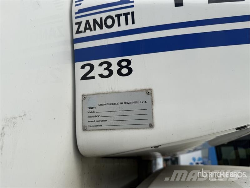 Iveco Daily 50C15 Refrigerated Truck شاحنات بدرجة حرارة قابلة للضبط