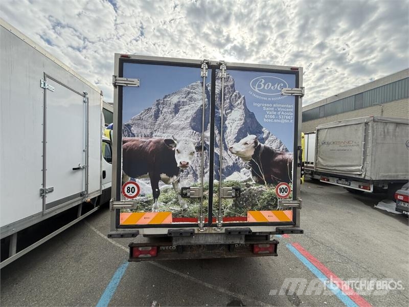 Iveco Daily 50C15 Refrigerated Truck شاحنات بدرجة حرارة قابلة للضبط
