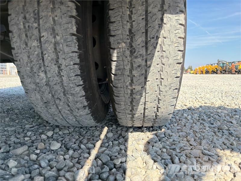 Iveco Daily 60-150 4x2 S/A Dump Truck شاحنات قلابة