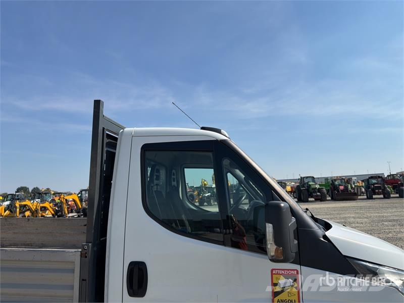 Iveco Daily 60-150 4x2 S/A Dump Truck شاحنات قلابة