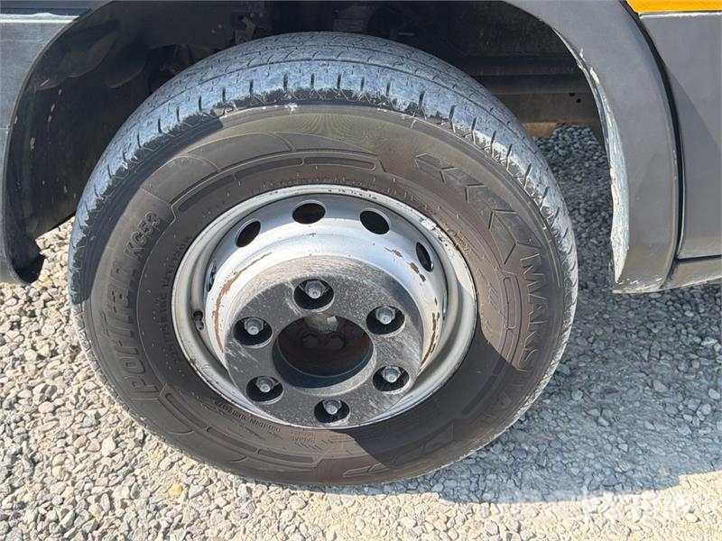 Iveco Daily 60-150 4x2 S/A Dump Truck شاحنات قلابة