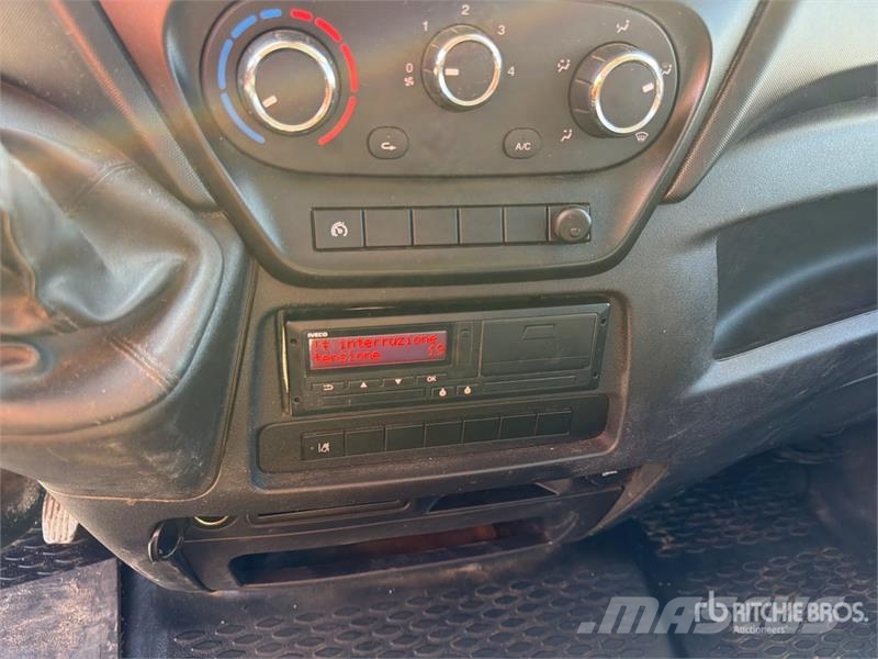 Iveco Daily 60-150 4x2 S/A Dump Truck شاحنات قلابة