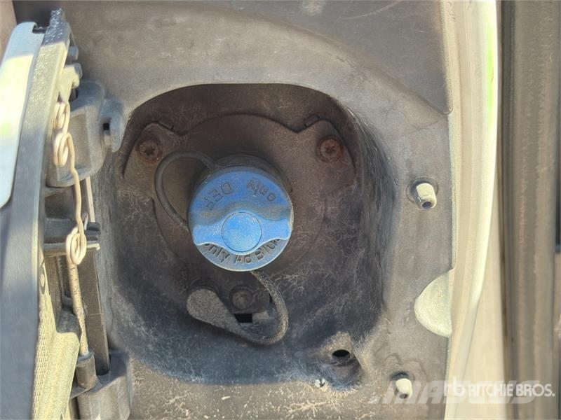Iveco Daily 60-150 4x2 S/A Dump Truck شاحنات قلابة