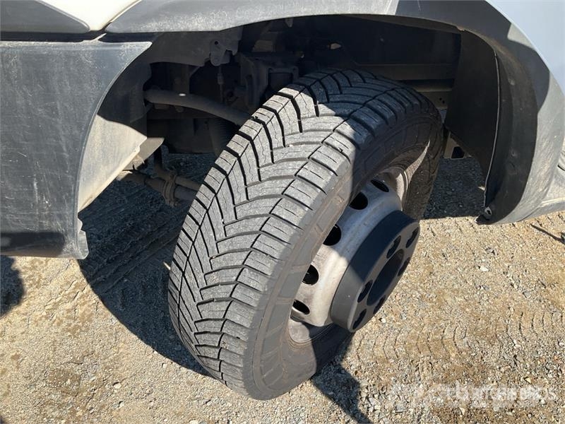 Iveco Daily 70C18 4x2 Van Truck Camion cassonati