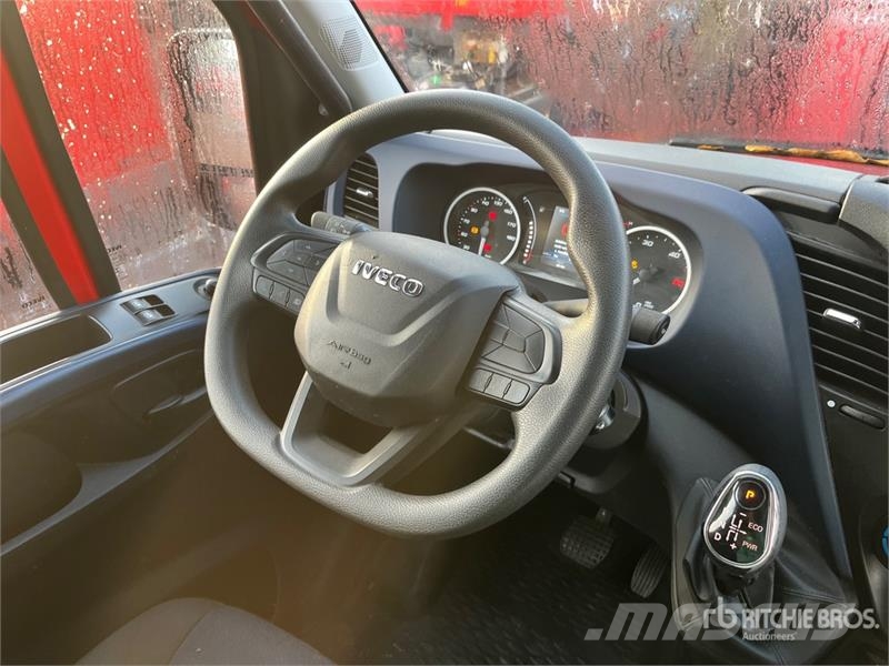 Iveco Daily HI Matic Cargo Van Dostavna vozila / kombiji