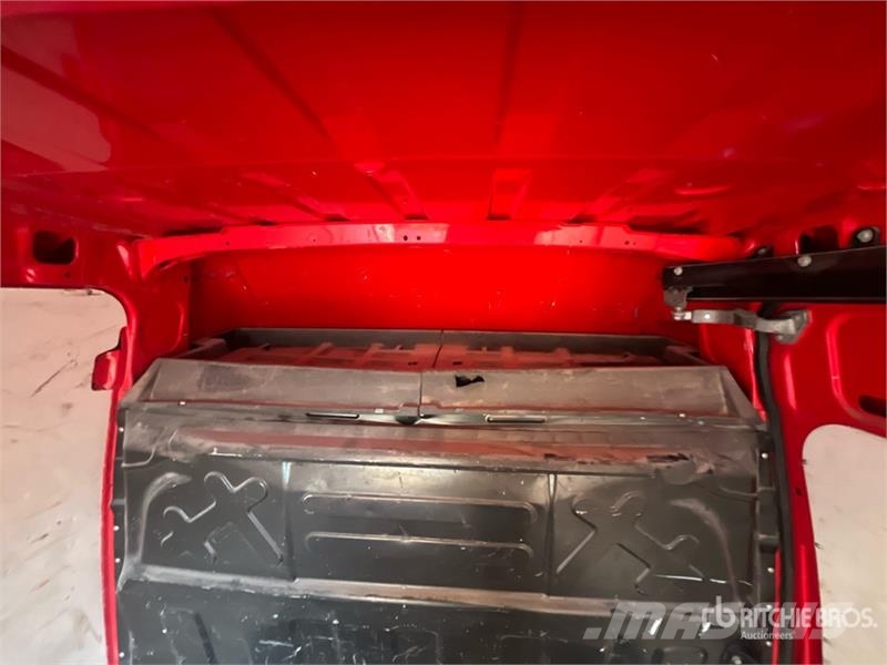 Iveco Daily HI Matic Cargo Van Dostavna vozila / kombiji